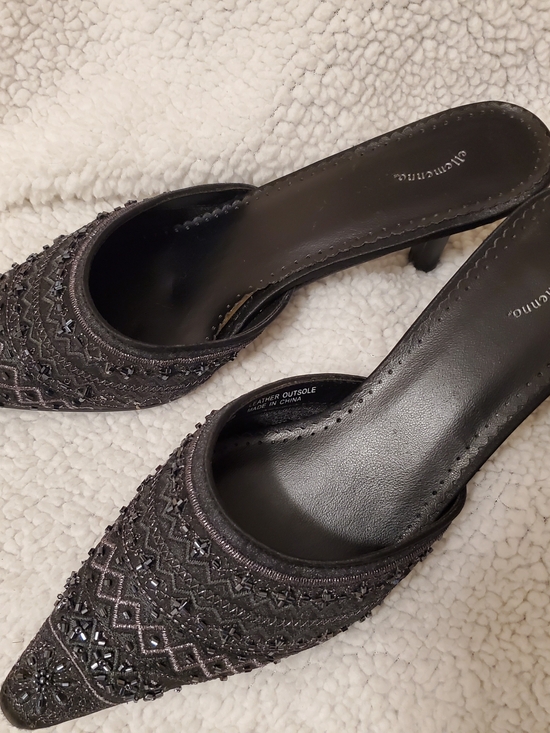 ellemenno Shoes - ellemenno Black Embellished Pointed-Toe Mule Heels